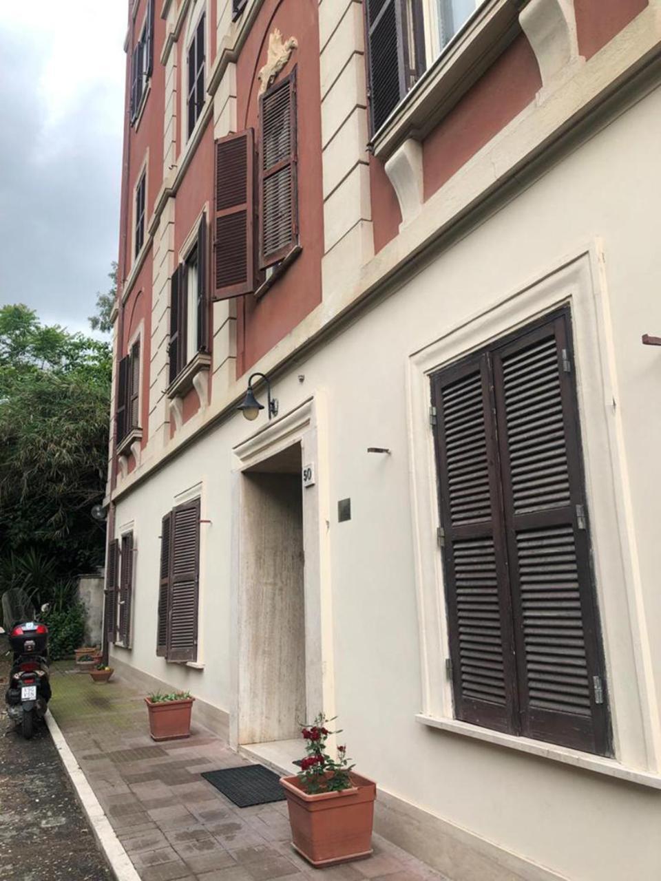 Appartamento Oasi San Pietro *